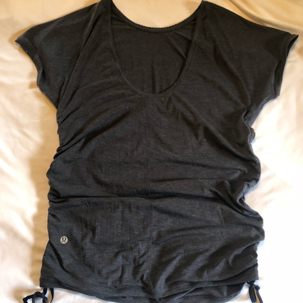 ✨Lululemon tunic yoga shirt. Size 4